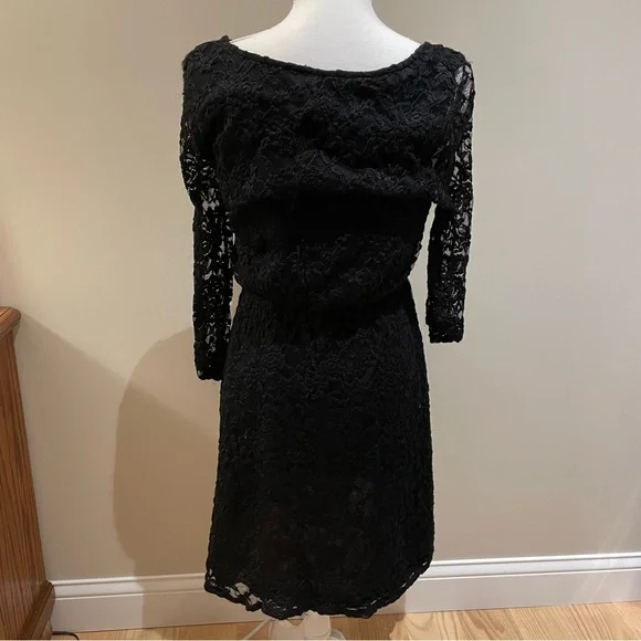 Black Lace Dress - Picture 4 of 6